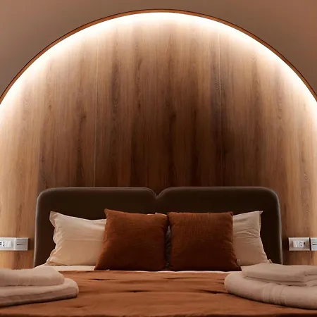 Heysuite Classic - Luxury House - Navona 招待所 4*