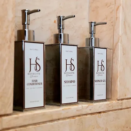 Heysuite Classic - Luxury House - Navona בית הארחה