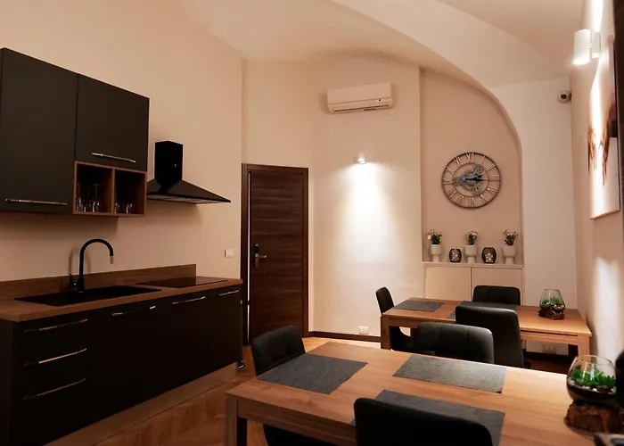 بيت ضيافة Heysuite Classic - Luxury House - Navona 4*